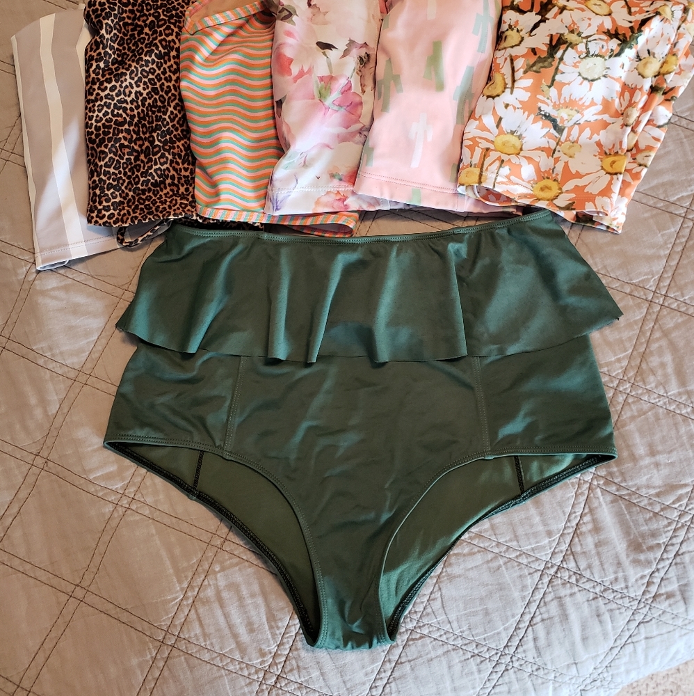 Kortni Jeane Peplum Bottoms